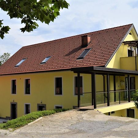 Apartmaji Maln Dolenjske Toplice Eksteriør bilde