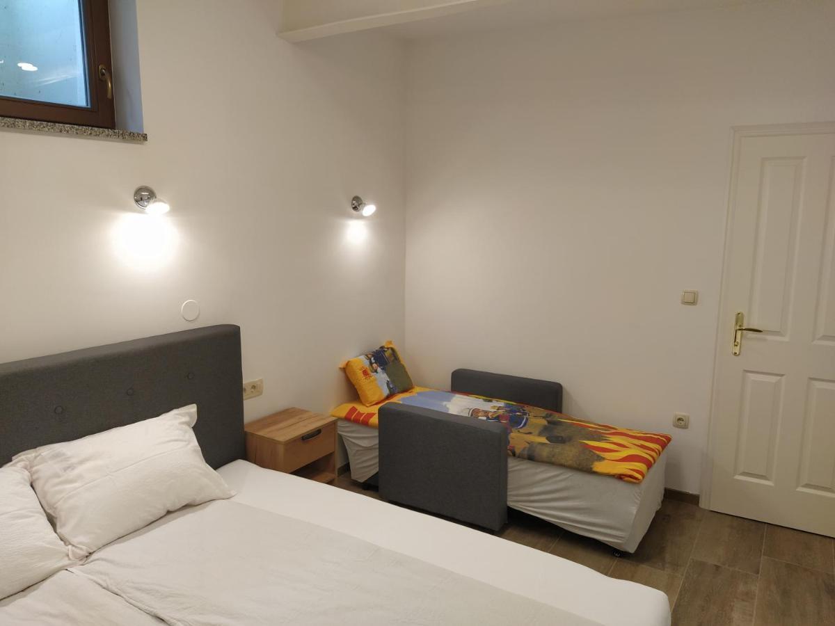 Apartmaji Maln Dolenjske Toplice Eksteriør bilde